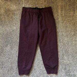 Nike cropped joggers